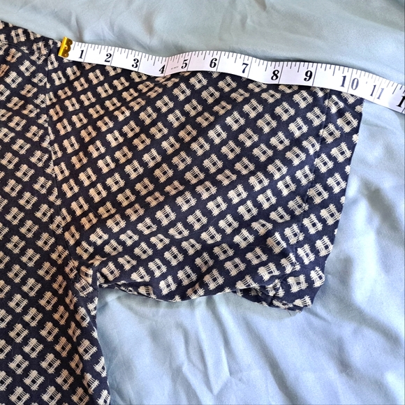 TOSCANO 100% silk casual button up - Picture 5 of 7